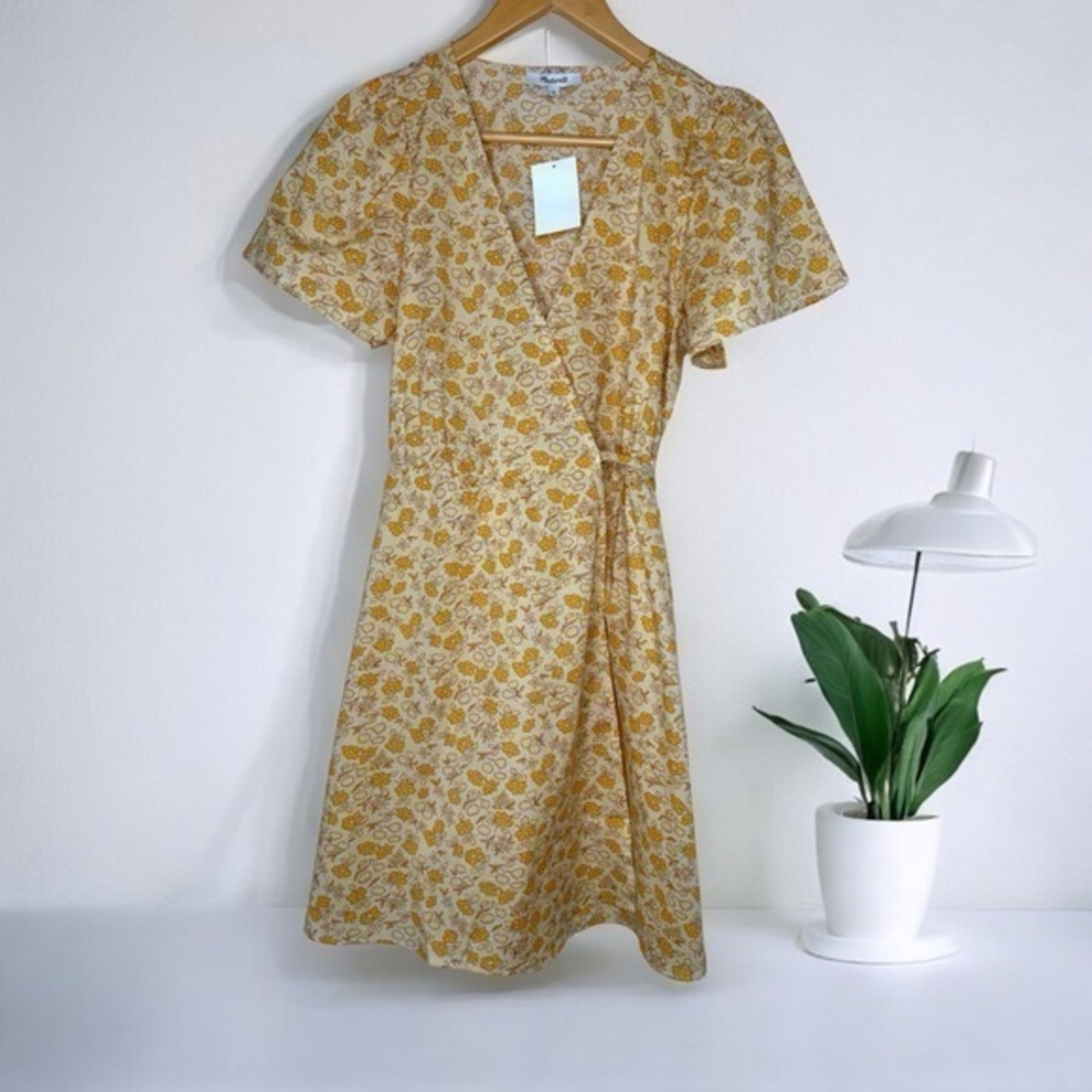 NWT Madewell Spring Fiore Floral Wrap Dress in Yellow